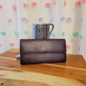 Authentic Louis Vuitton Epi Long Wallet CA1009